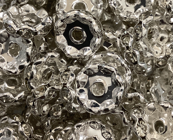 12mm Clear Wavy Metal Spacer