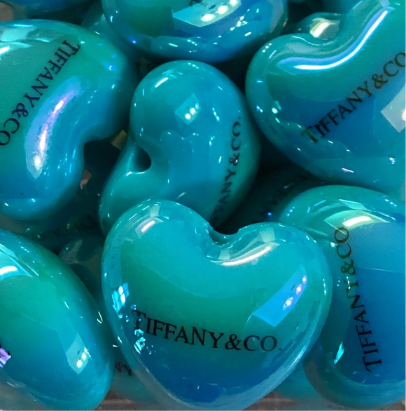 20mm T.iffany Heart Acrylic Bead
